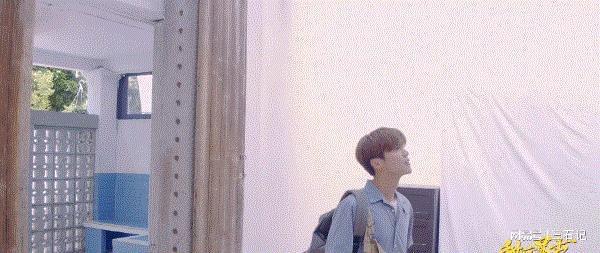 中的火焰》几个镜头告诉你真穷人是啥样凯发一触即发油头粉面别演穷人！《风(图5)